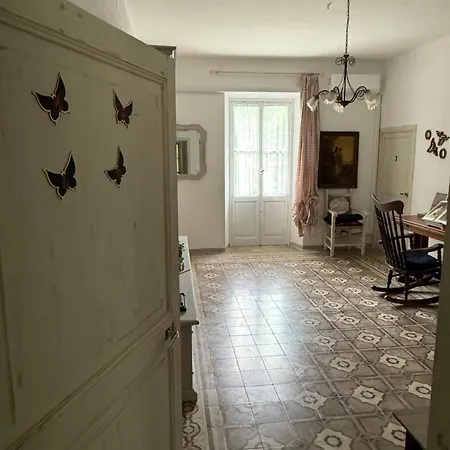 Casa Delle Farfalle Pensión