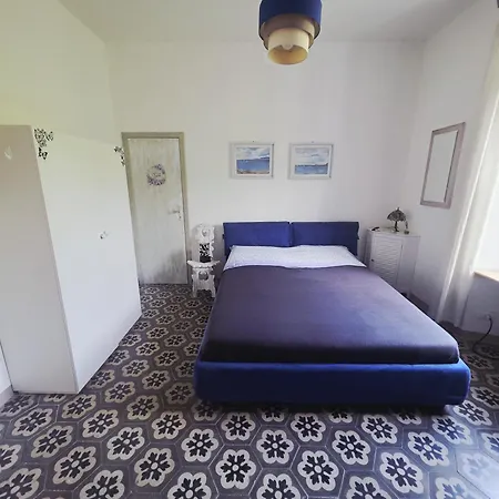 Casa Delle Farfalle Pensión Santa Giustina (Savona)